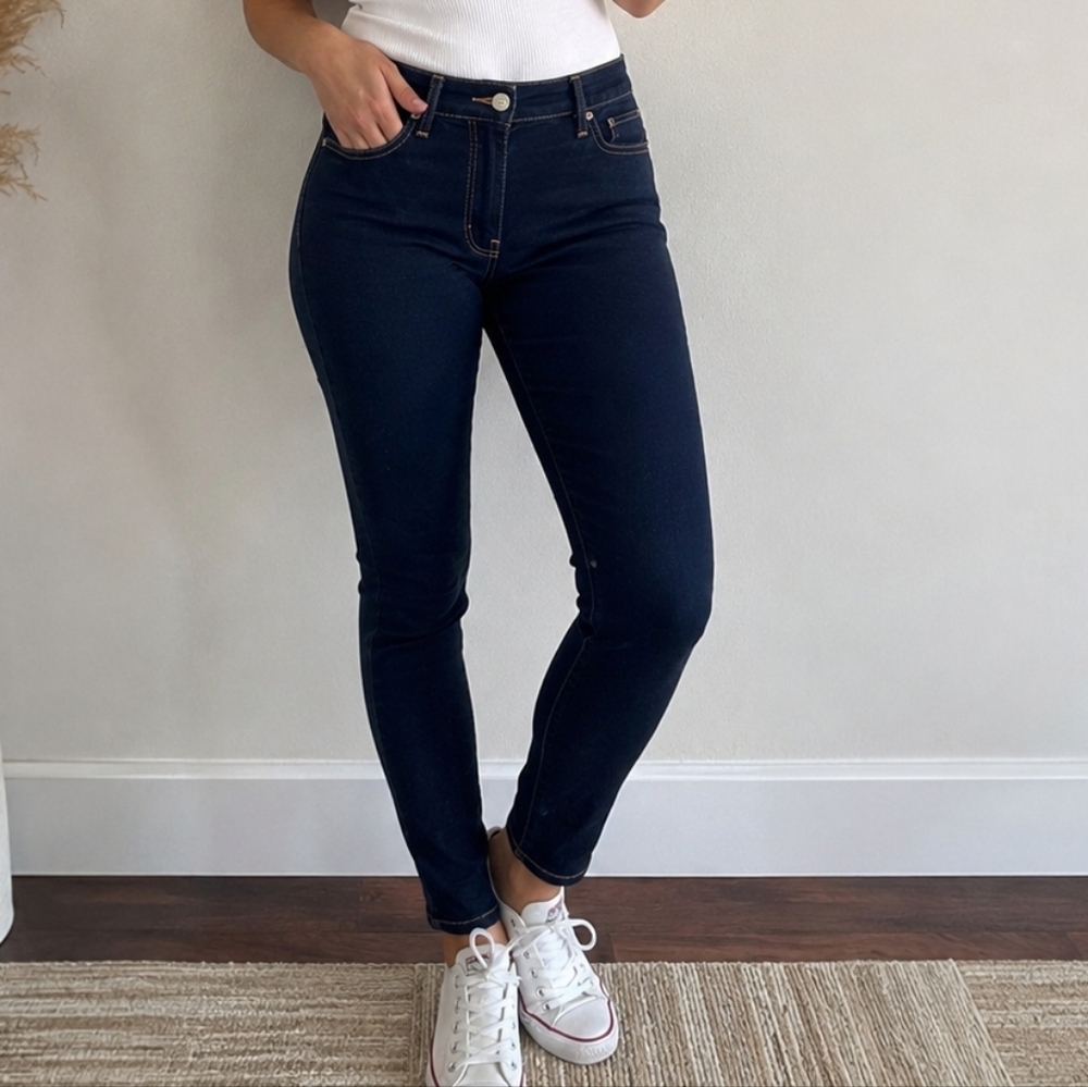 Levi's Dark Wash Skinny Jeans Women Size 29 Stretch Mid Rise Slim Fit Denim